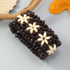 Гривнa с дървени мъниста White Wood Flower